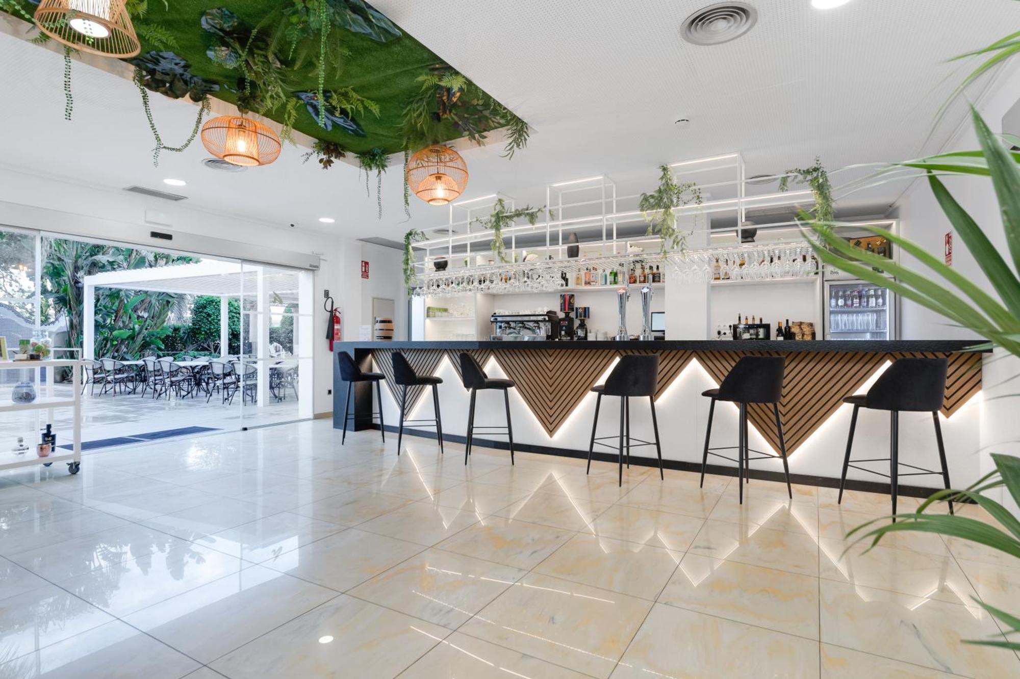 Daniya Denia Spa & Business 4* Exterior photo
